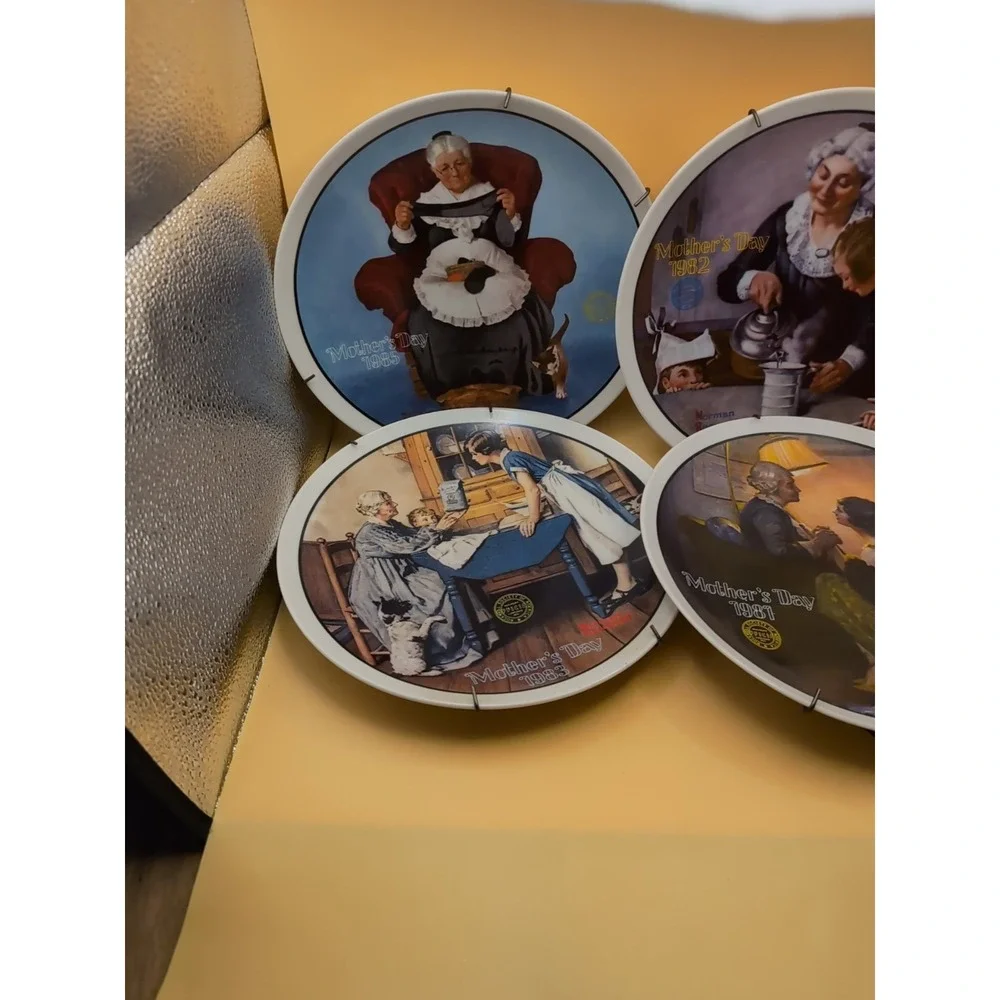 4 Norman‎ Rockwell Mothers Day Plates 1985 1981 1982 1983 With Plate Hangers